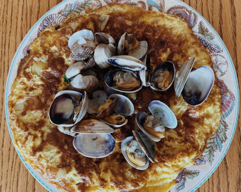 Steamed Hood Canal Clams